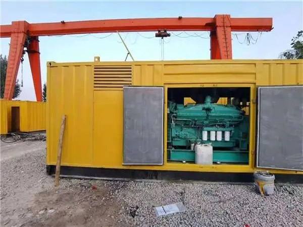 泉州冬季低温环境下,500KW发电机组应该选择什么类型的启动电瓶?